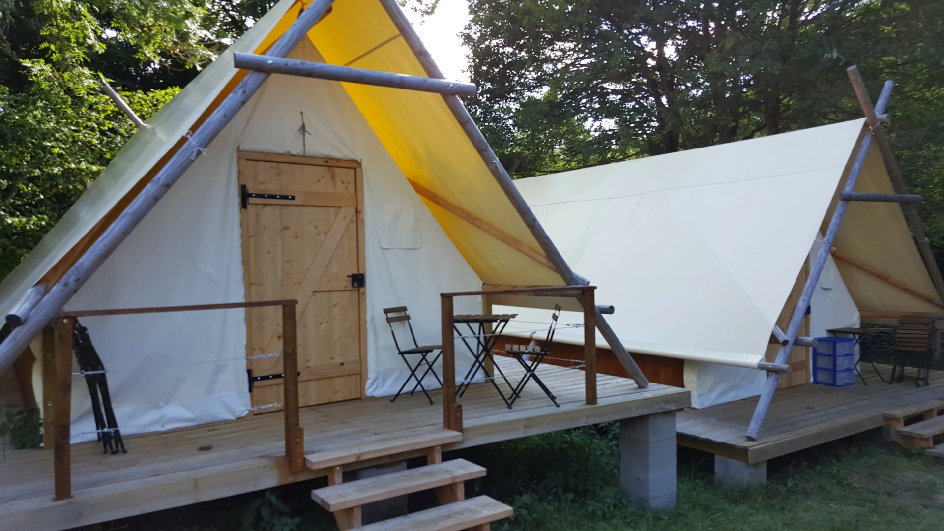 Image hover effect image